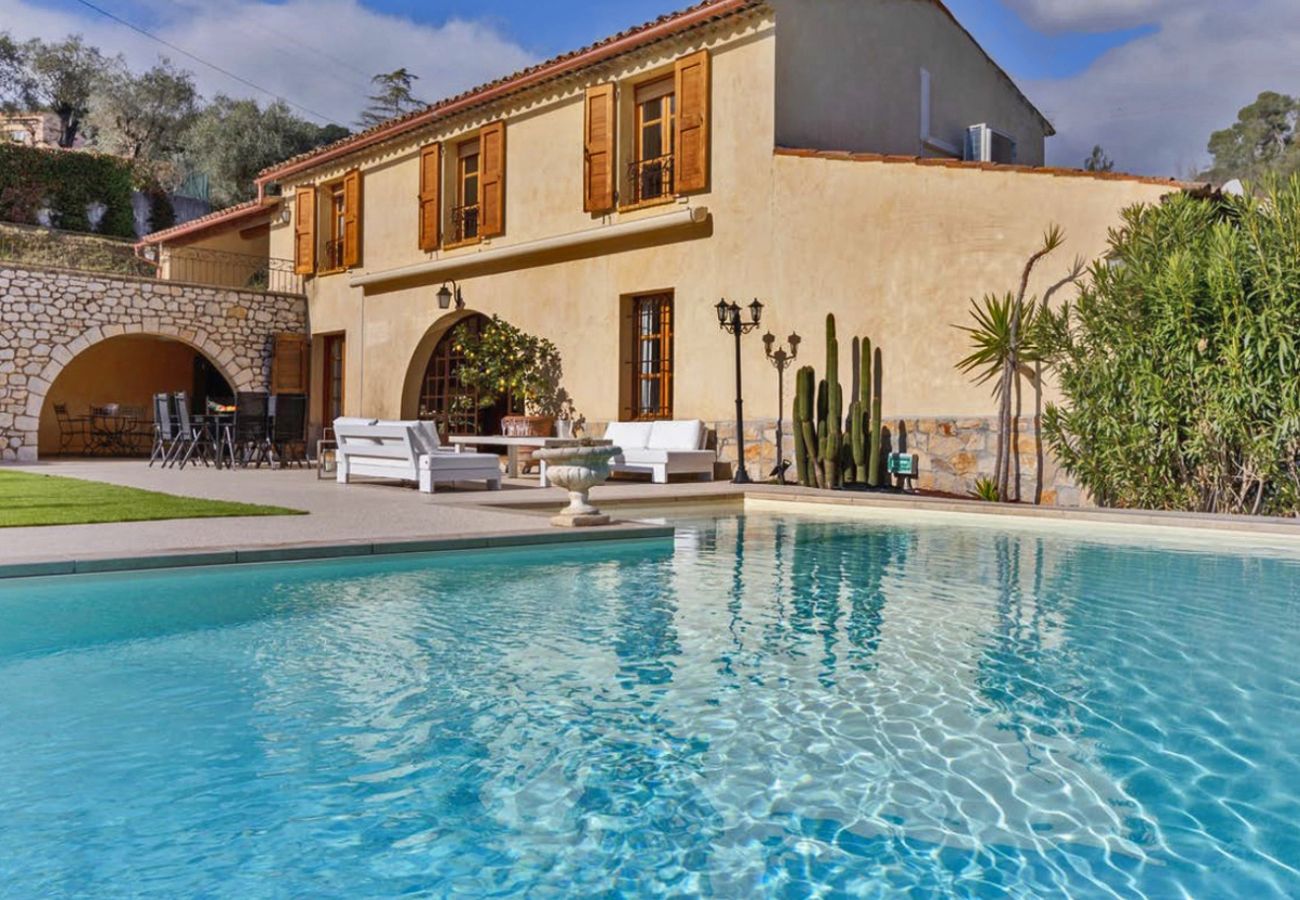 Villa en La Colle-sur-Loup - La Dolce Villa proche de St Paul de Vence