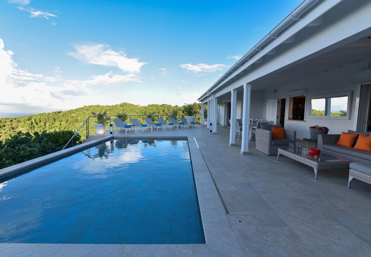 Villa en San Bartolomé -  Villa Au Coeur du Rocher San Bartolomé 3-bd