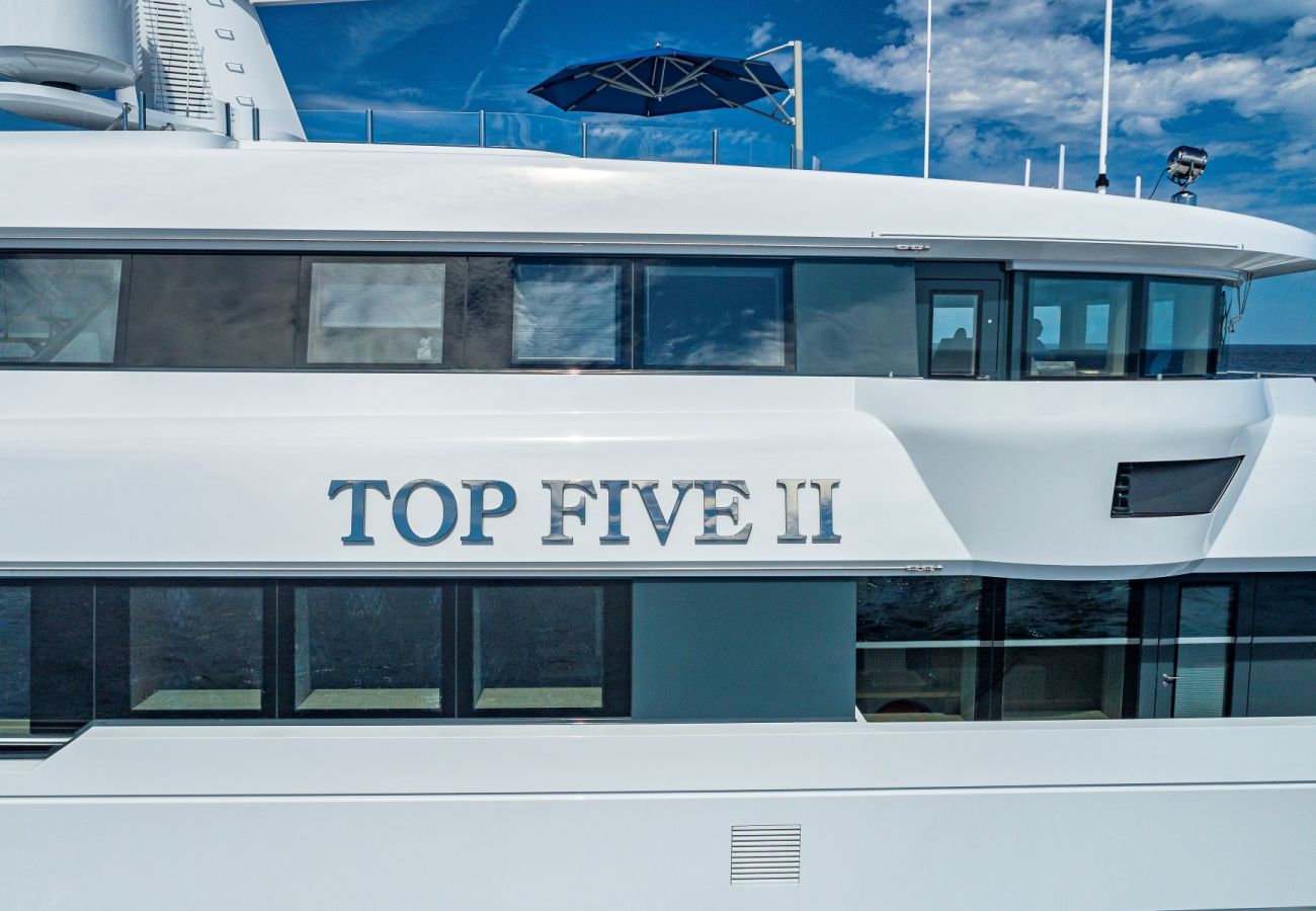 Barco en San Bartolomé - YACHT TOP FIVE II 6-BD