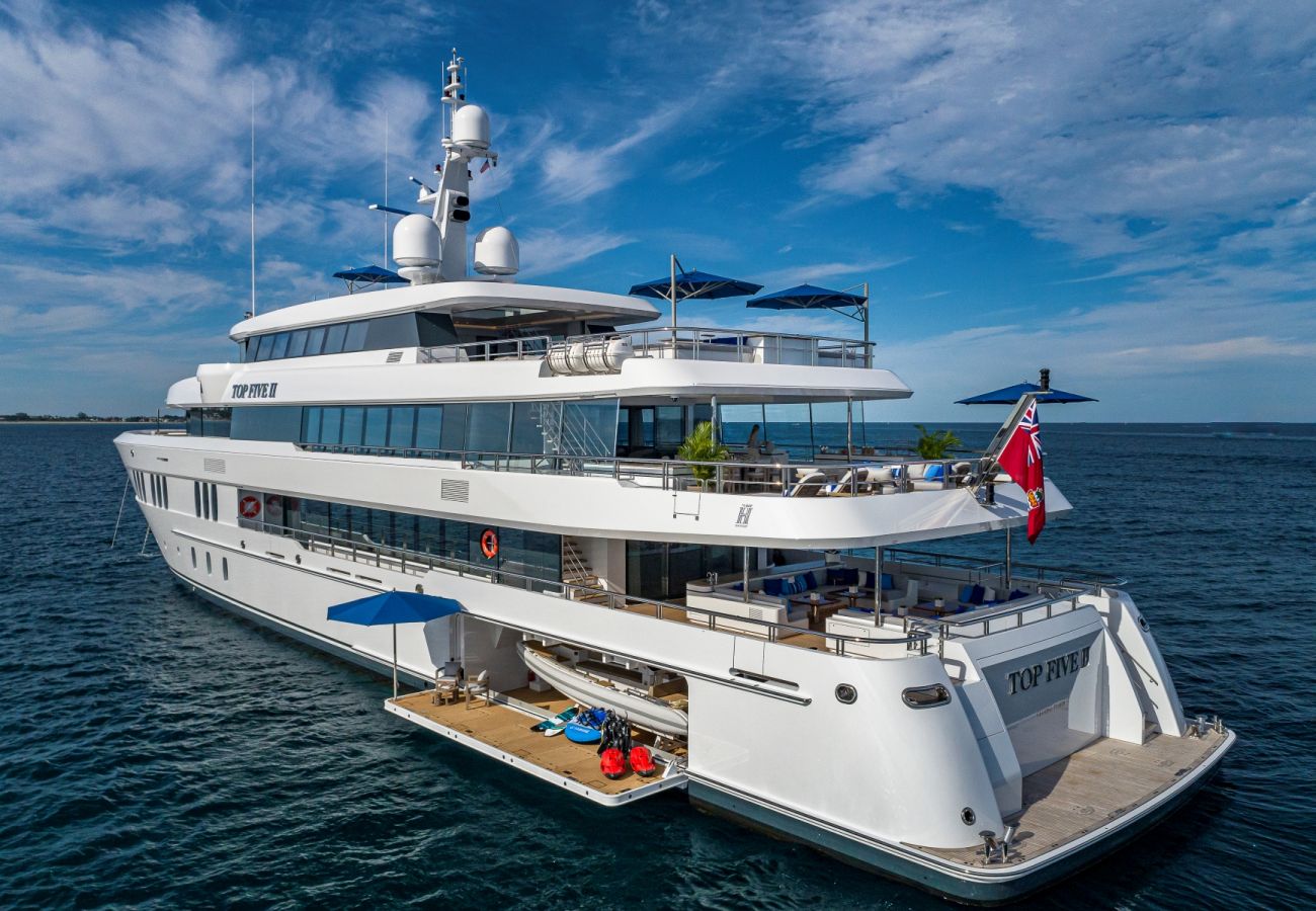Barco en San Bartolomé - YACHT TOP FIVE II 6-BD