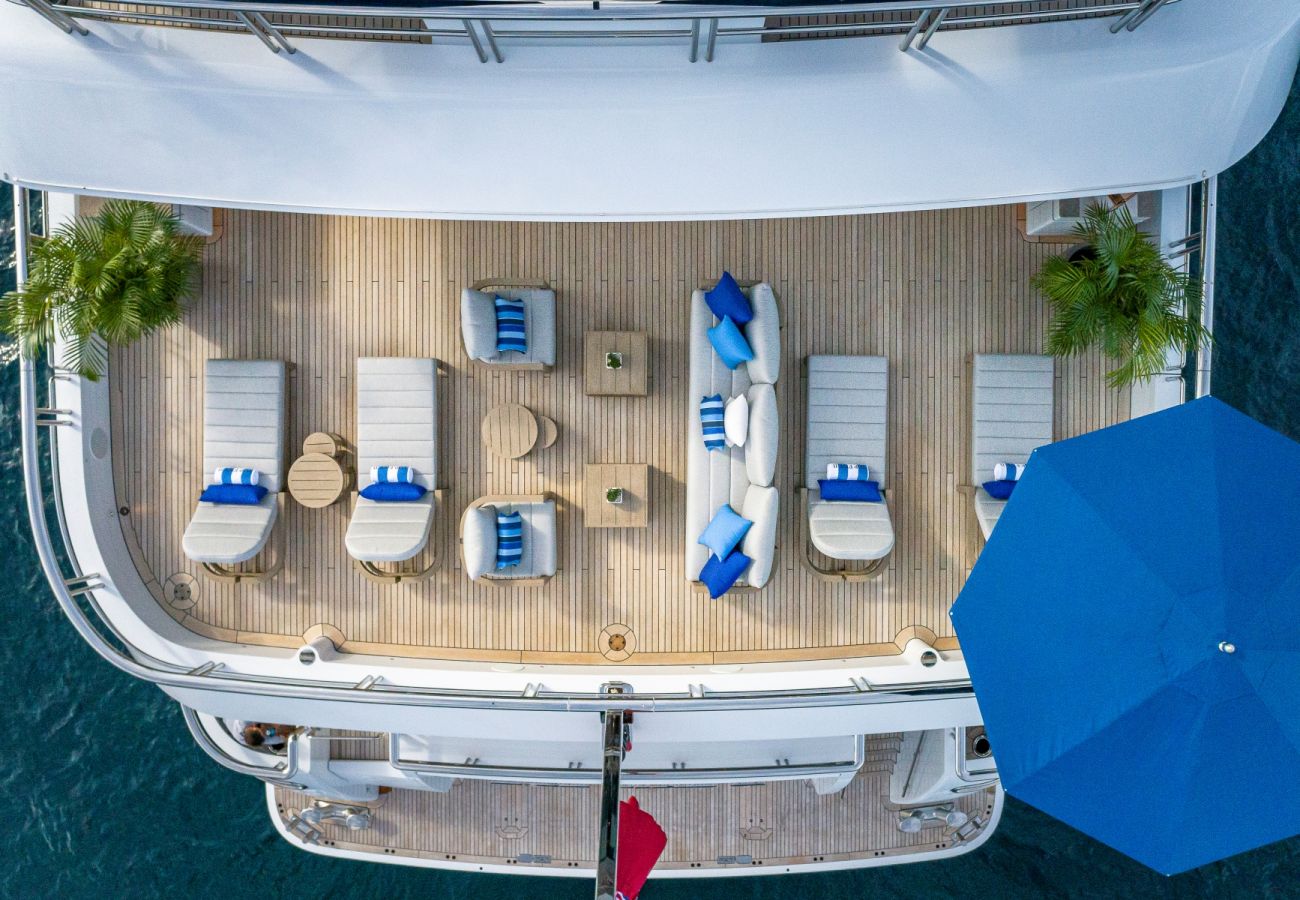 Barco en San Bartolomé - YACHT TOP FIVE II 6-BD