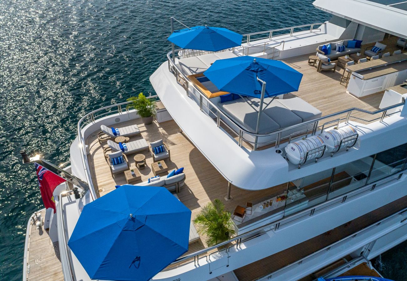 Barco en San Bartolomé - YACHT TOP FIVE II 6-BD