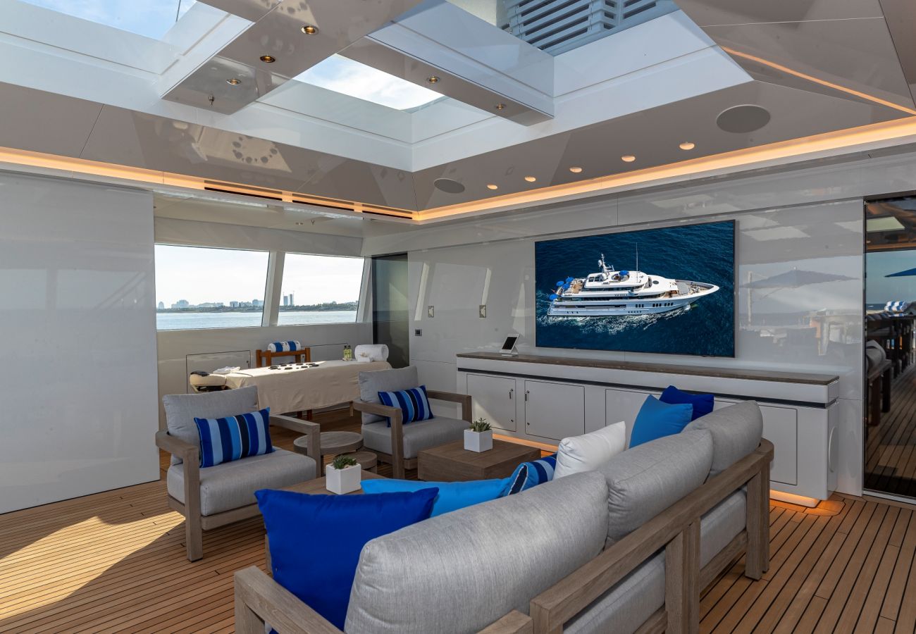 Barco en San Bartolomé - YACHT TOP FIVE II 6-BD