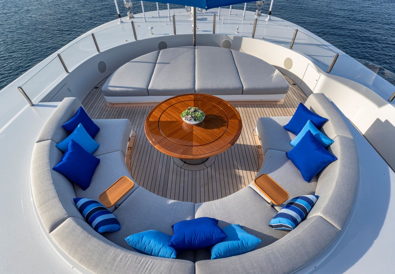 Barco en San Bartolomé - YACHT TOP FIVE II 6-BD