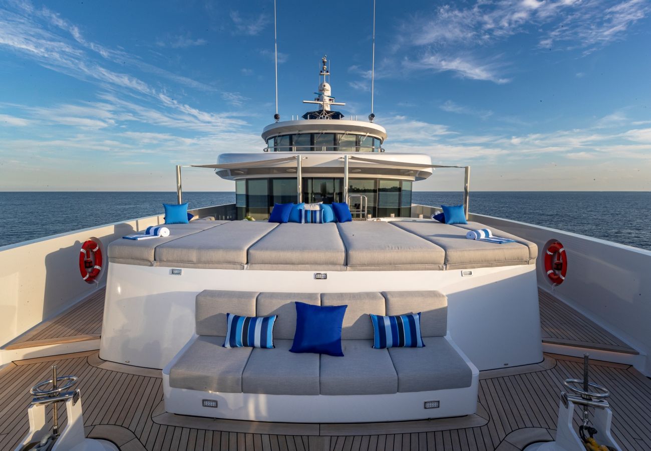 Barco en San Bartolomé - YACHT TOP FIVE II 6-BD
