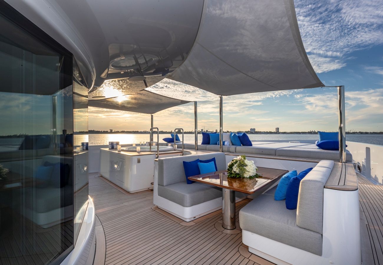 Barco en San Bartolomé - YACHT TOP FIVE II 6-BD