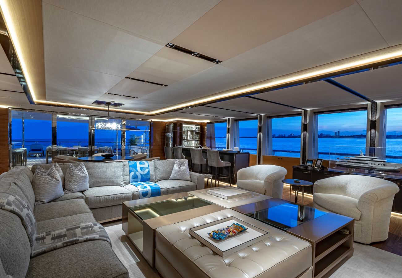 Barco en San Bartolomé - YACHT TOP FIVE II 6-BD