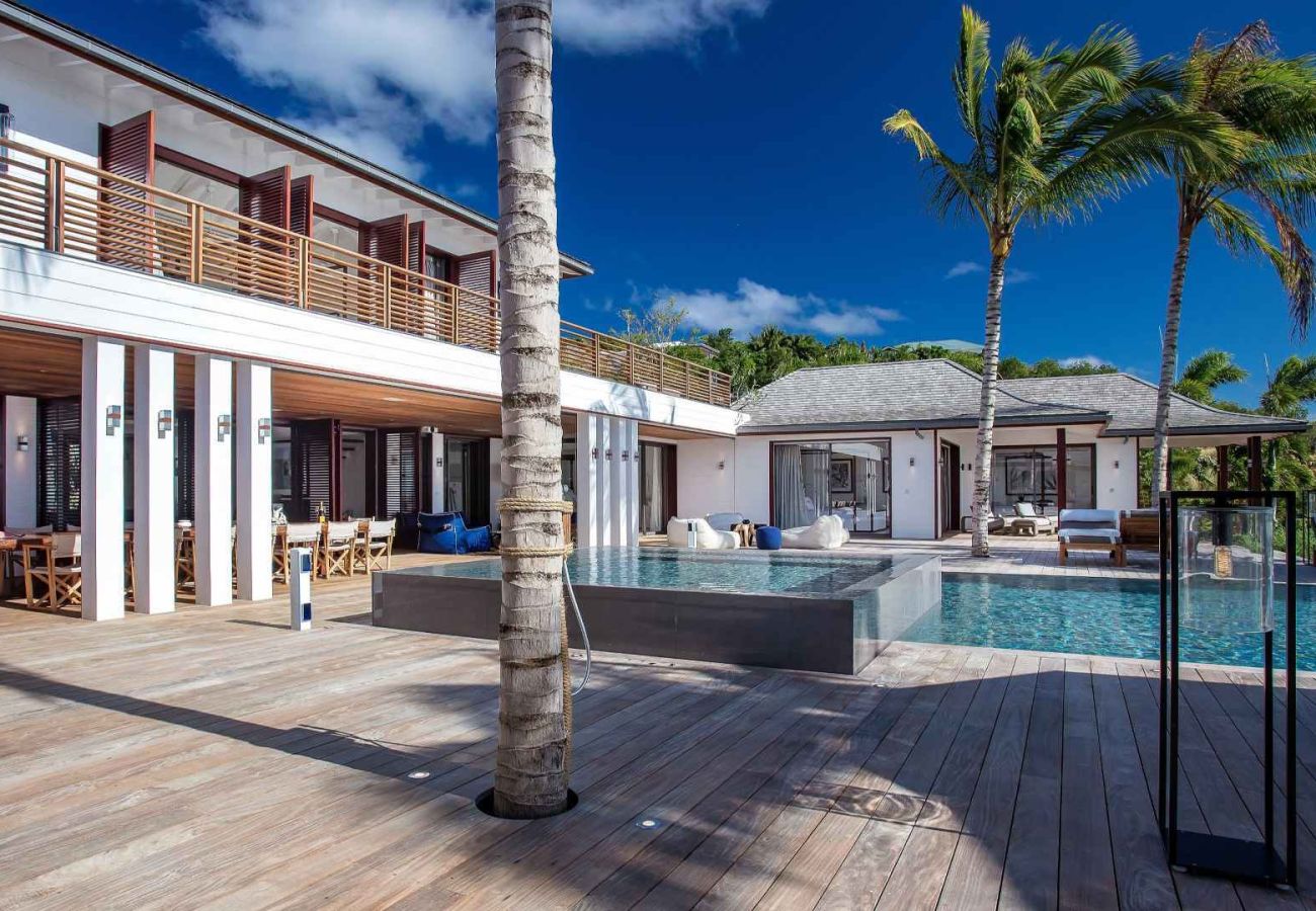 Villa en San Bartolomé - Maison Blanc Bleu San Bartolomé 4-bd