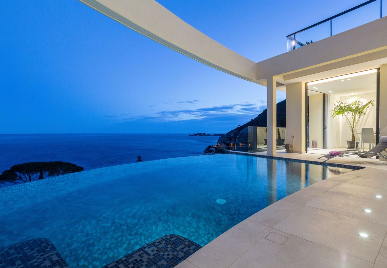 Villa en Eze - Villa Paradise Eze Costa de Azul 5-bd