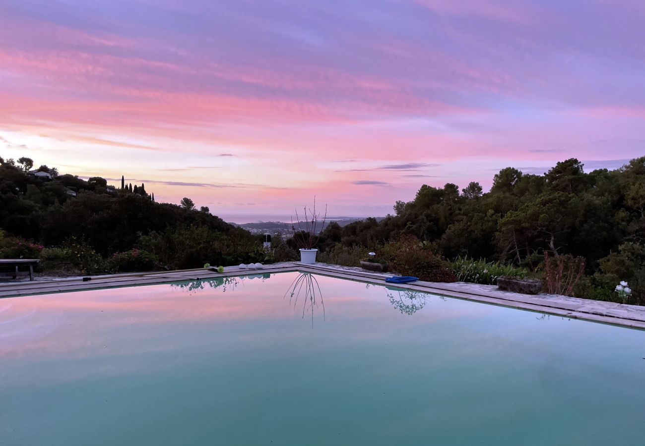 Villa en Saint Paul de Vence - Le Secret de Saint-Paul, grande Villa vue mer