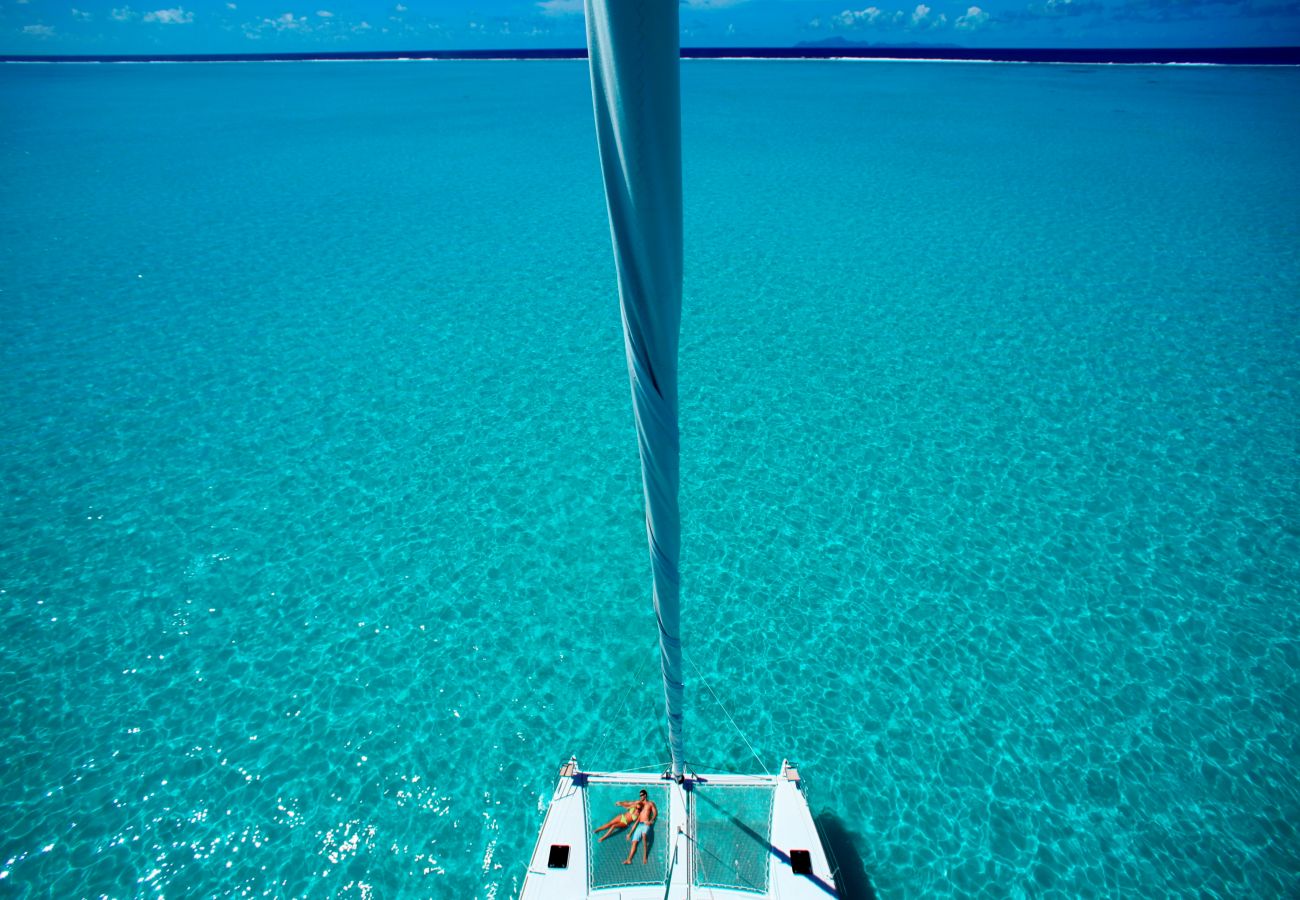 Bateau à Vaitape - Catamaran Croisière 3 nuits à BORA BORA