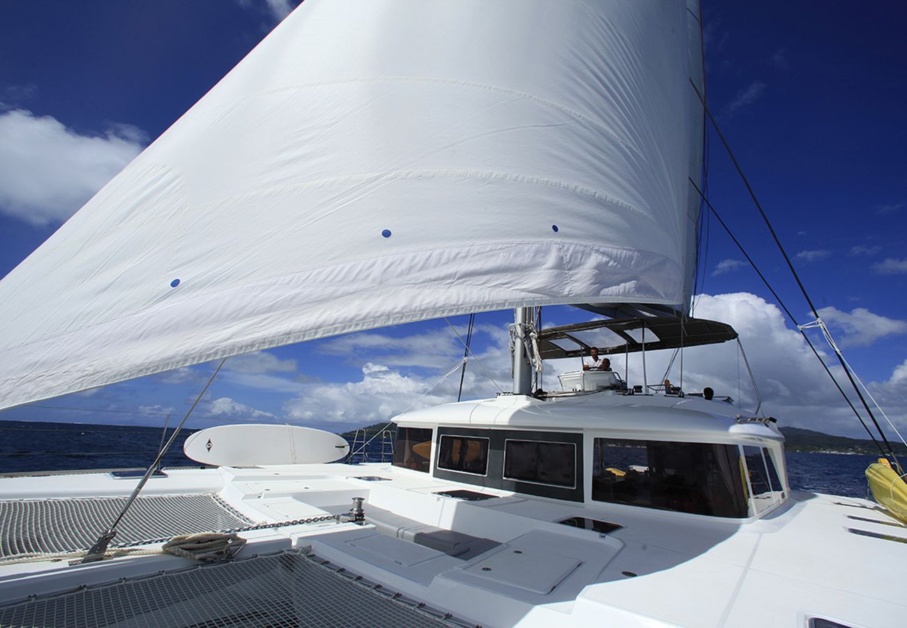 Bateau à Vaitape - Catamaran Croisière 3 nuits à BORA BORA