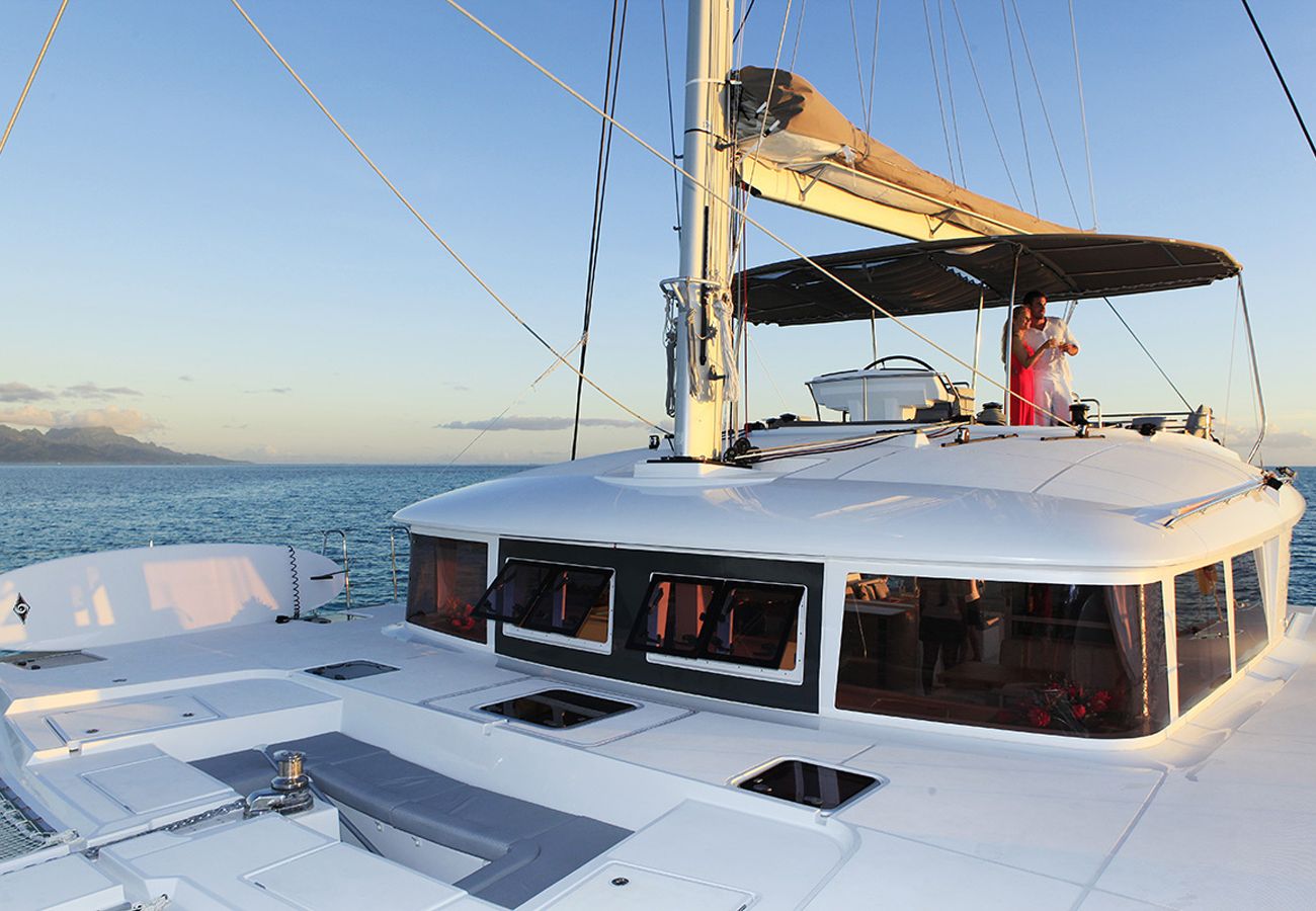 Bateau à Vaitape - Catamaran Croisière 3 nuits à BORA BORA