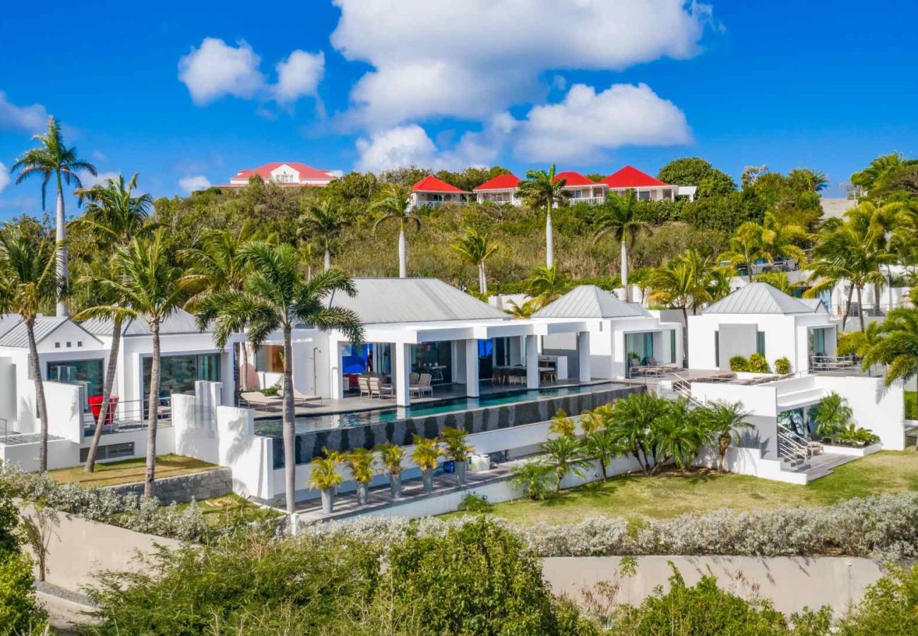 Villa Nirvana contemporaine et design à St Barth pour 10 personnes