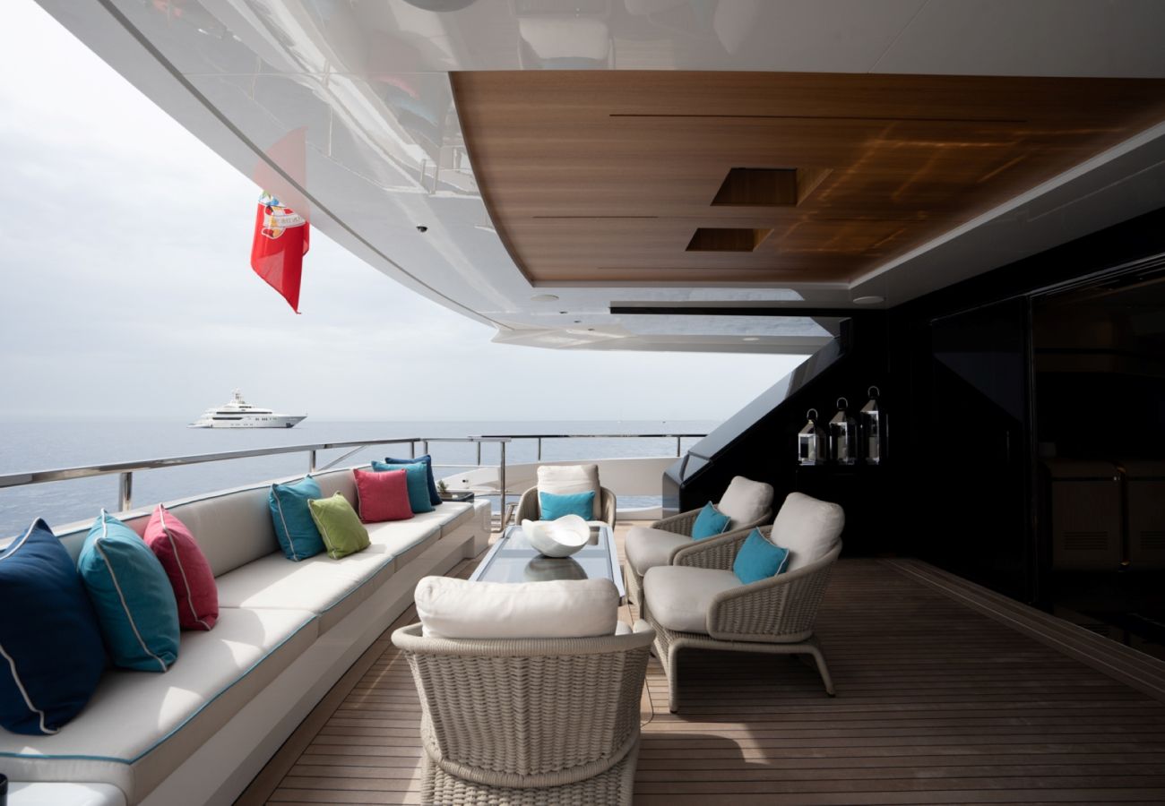 Bateau à Saint Barthélemy - YACHT HALARA 5-BD