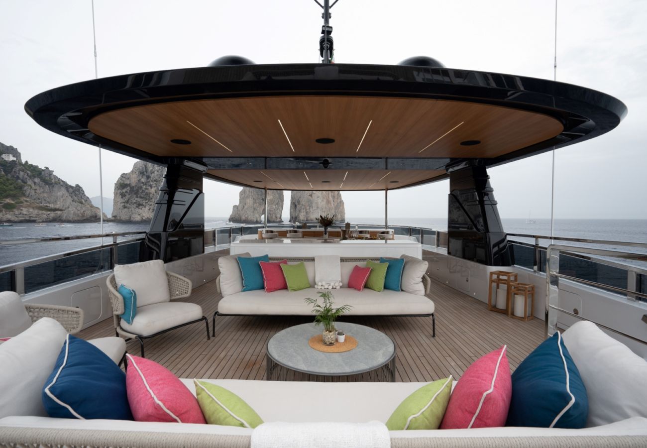 Bateau à Saint Barthélemy - YACHT HALARA 5-BD