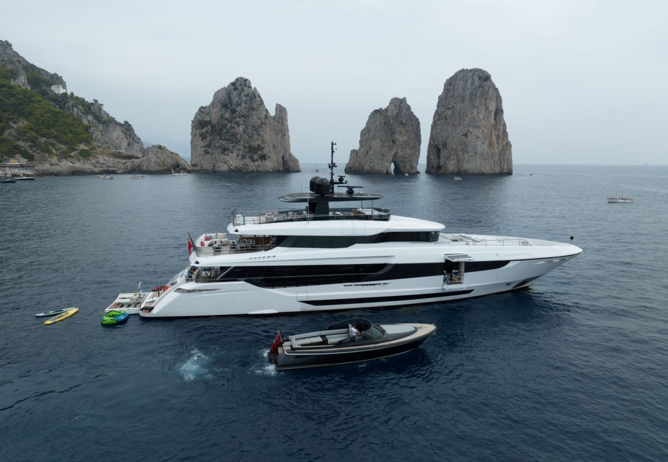 Bateau à Saint Barthélemy - YACHT HALARA 5-BD