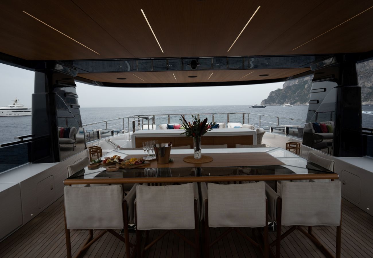 Bateau à Saint Barthélemy - YACHT HALARA 5-BD