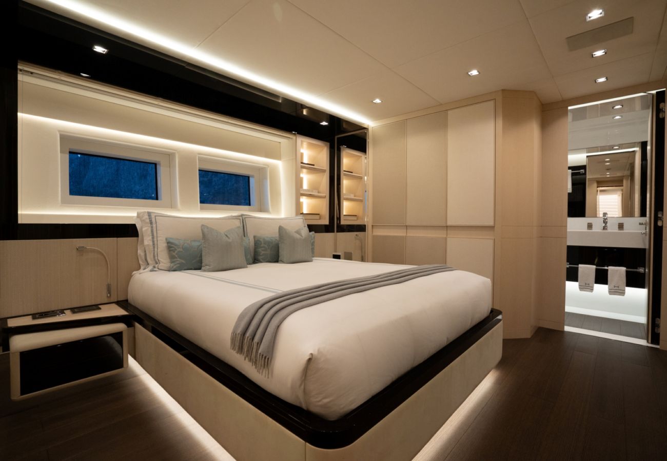 Bateau à Saint Barthélemy - YACHT HALARA 5-BD