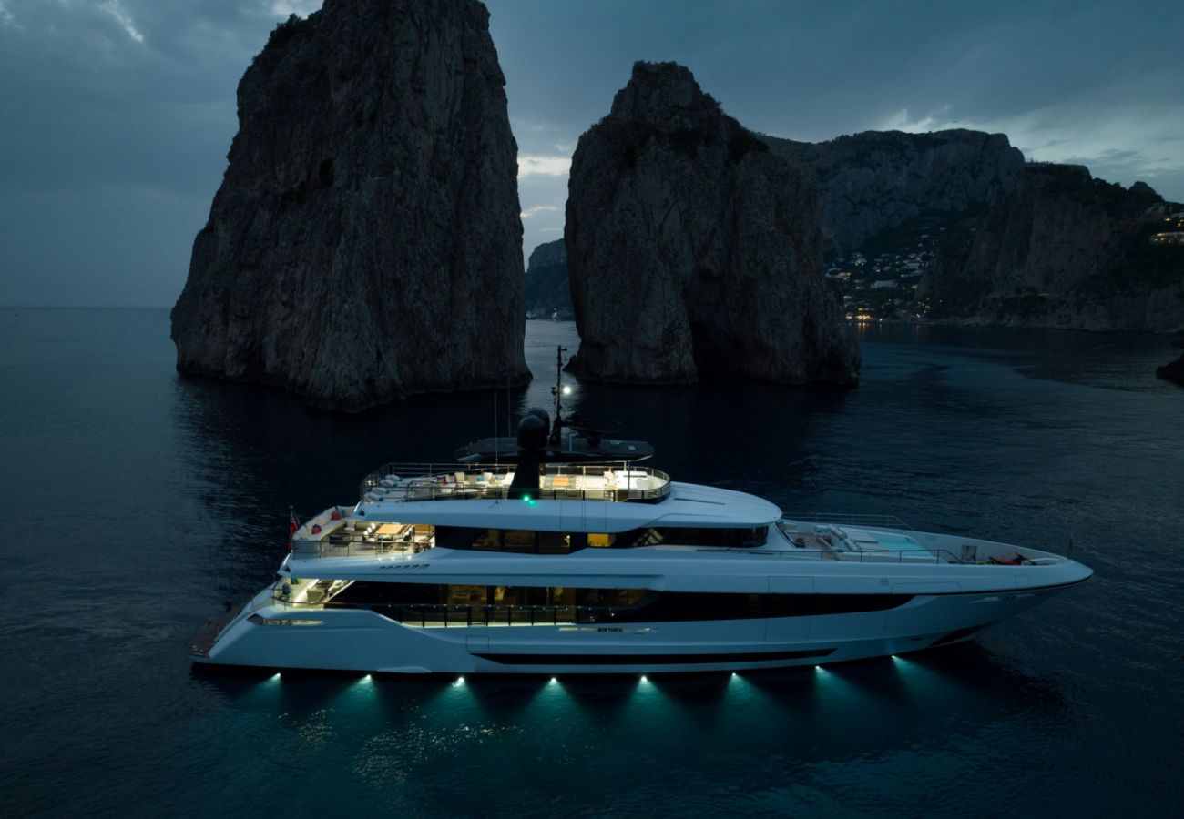 Bateau à Saint Barthélemy - YACHT HALARA 5-BD