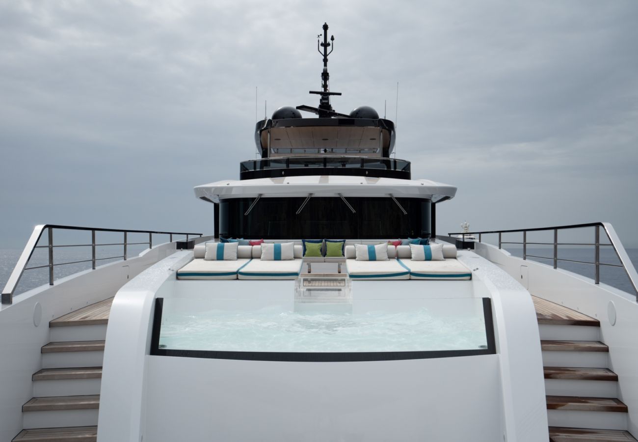 Bateau à Saint Barthélemy - YACHT HALARA 5-BD