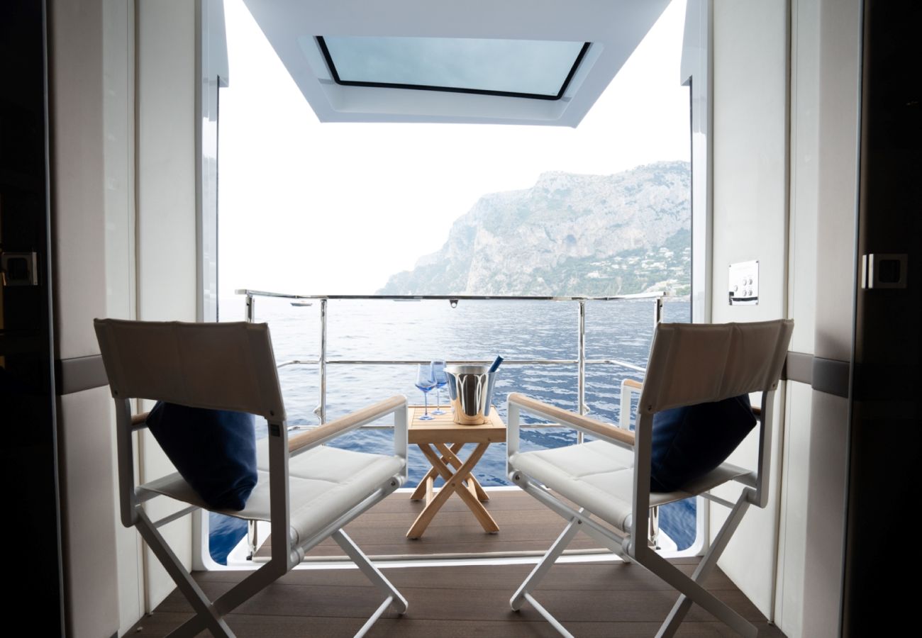 Bateau à Saint Barthélemy - YACHT HALARA 5-BD