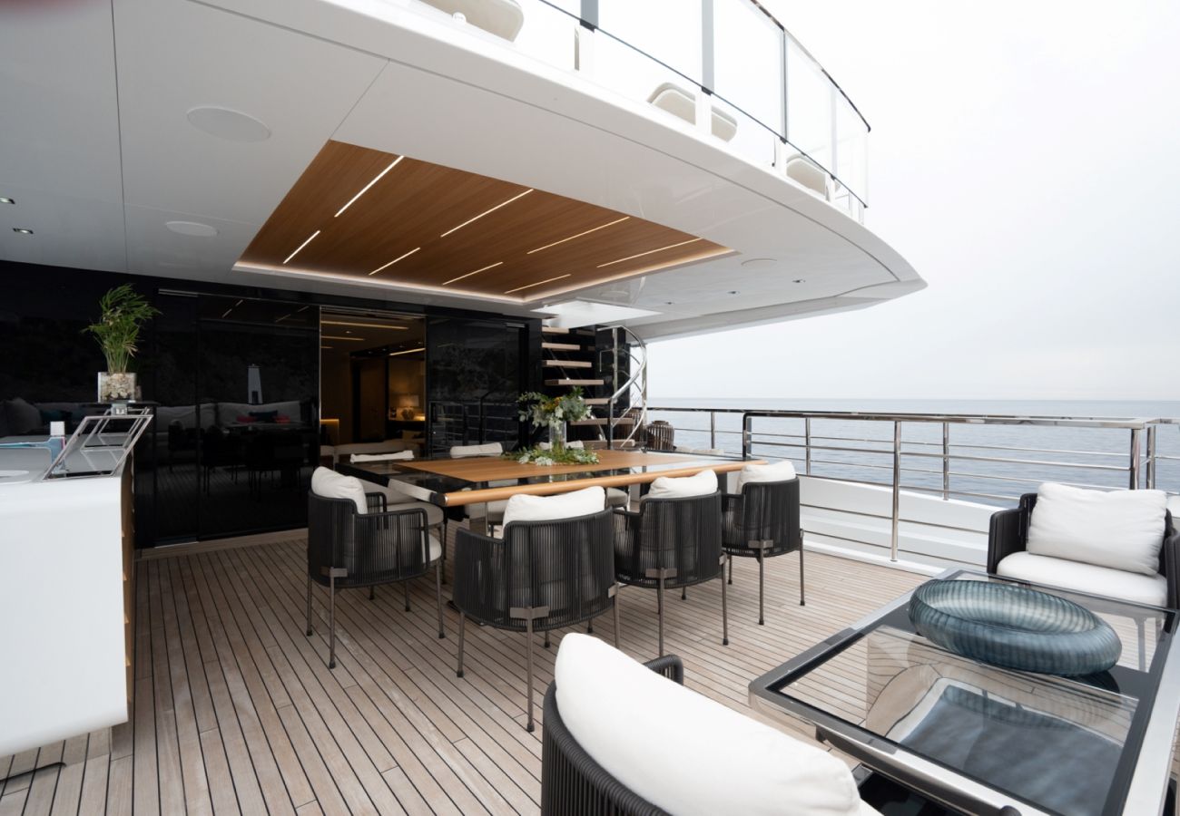 Bateau à Saint Barthélemy - YACHT HALARA 5-BD