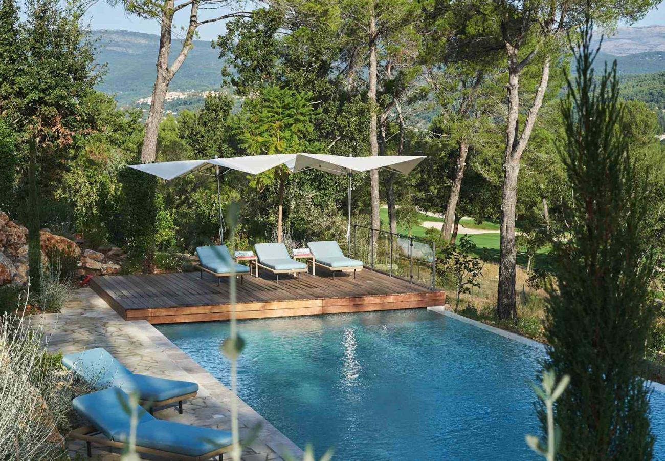 Villa Calathea au coeur du Domaine de Terre Blanche en Provence avec accès au golf