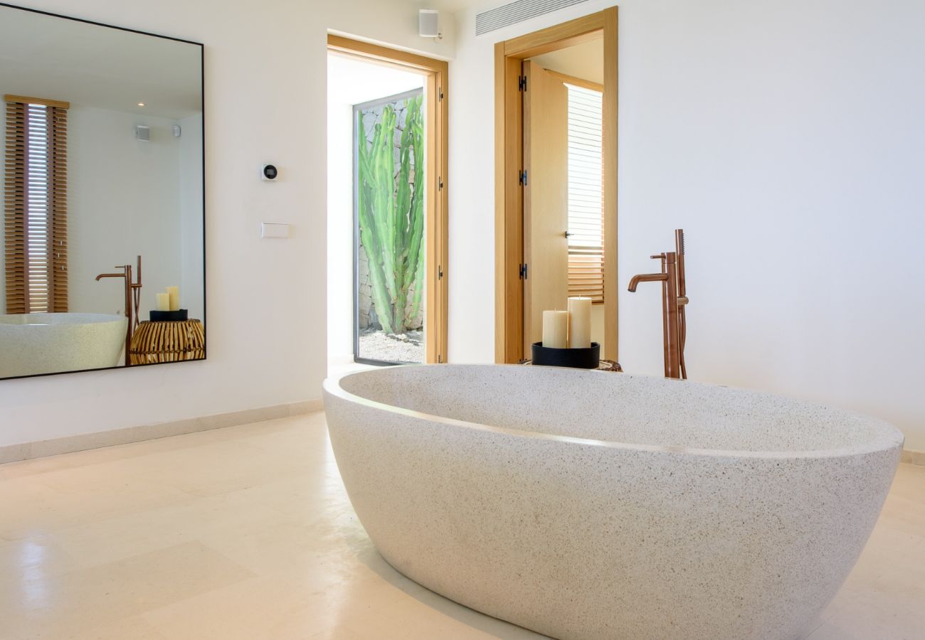 Villa à Santa Eulalia des Riu - Villa Valentina Ibiza 5-bd