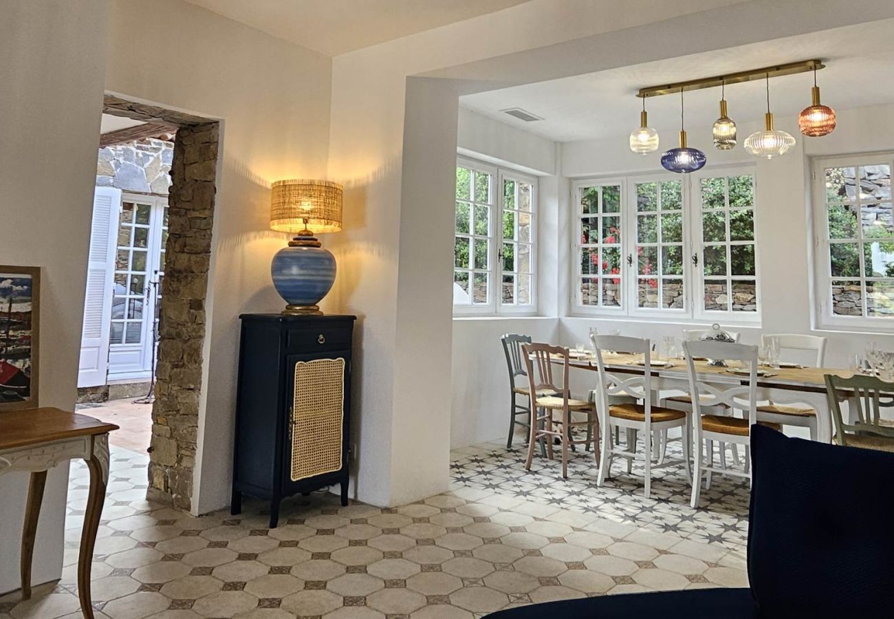 Villa à La Garde-Freinet - Villa La Biche St Tropez Côte d'Azur 5-bd