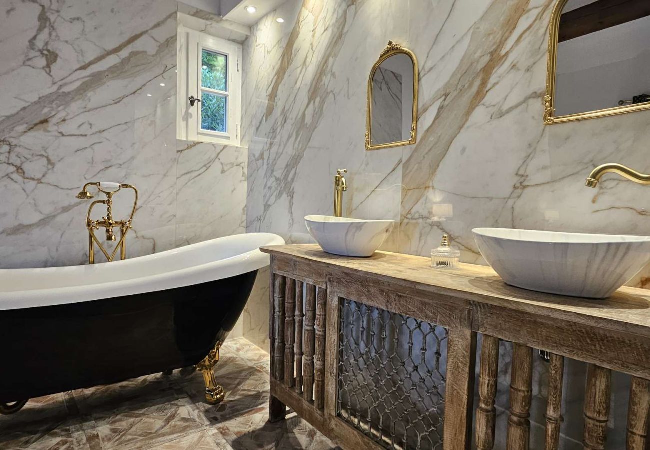 Villa à La Garde-Freinet - Villa La Biche St Tropez Côte d'Azur 5-bd