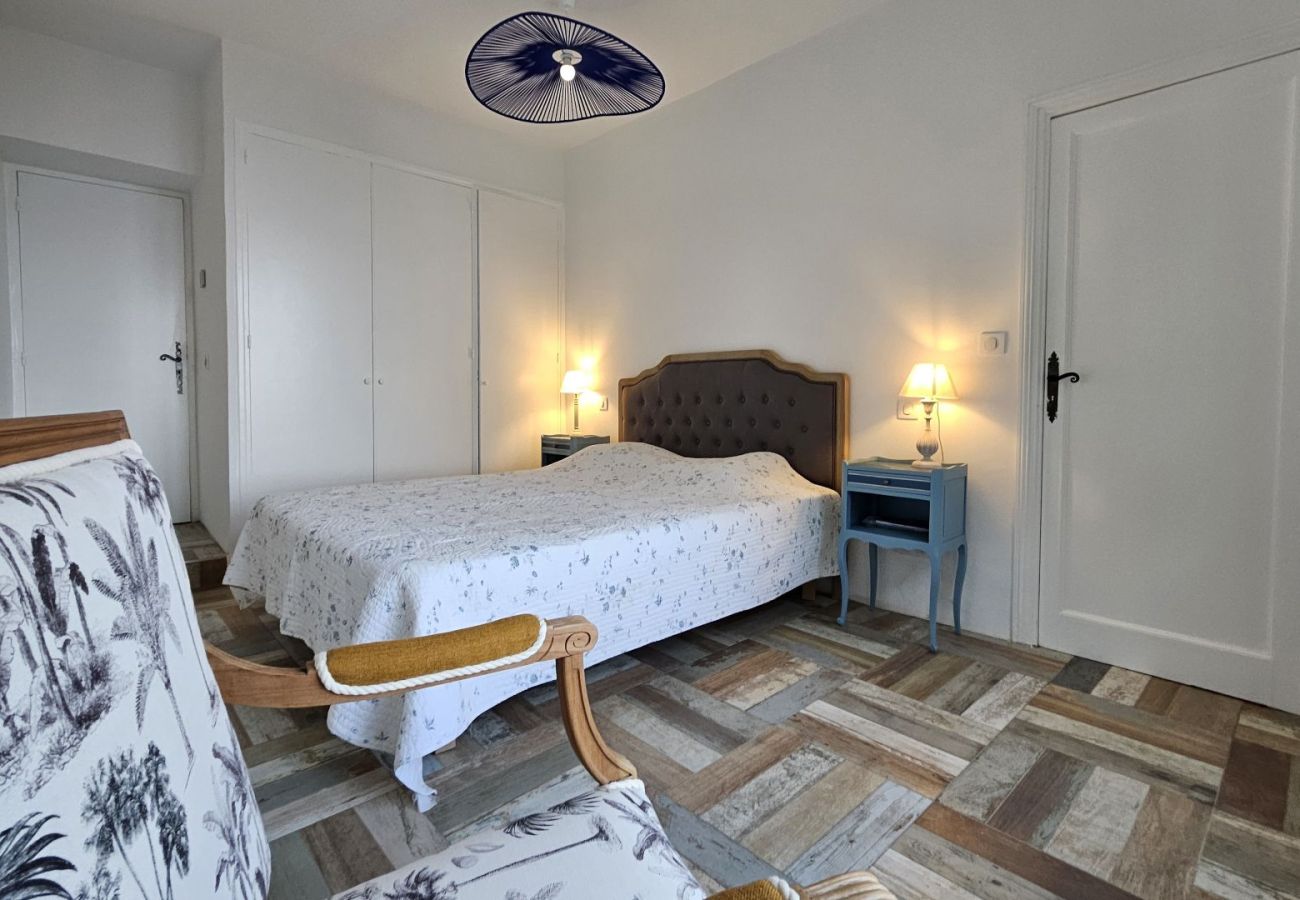 Villa à La Garde-Freinet - Villa La Biche St Tropez Côte d'Azur 5-bd