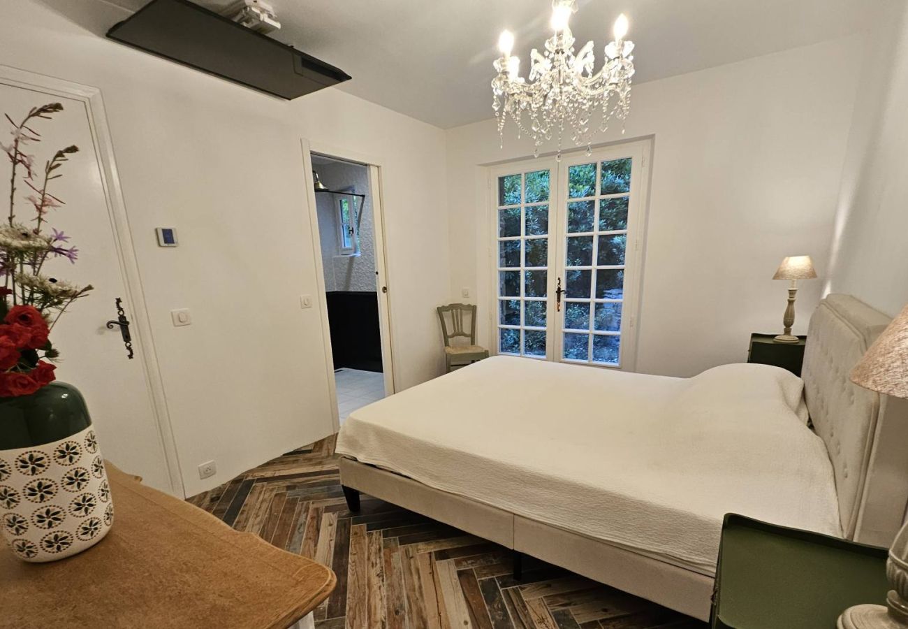 Villa à La Garde-Freinet - Villa La Biche St Tropez Côte d'Azur 5-bd