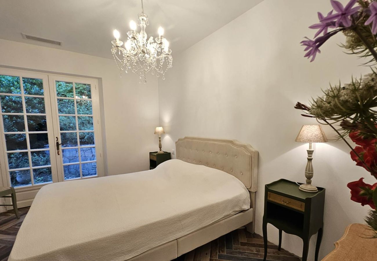 Villa à La Garde-Freinet - Villa La Biche St Tropez Côte d'Azur 5-bd