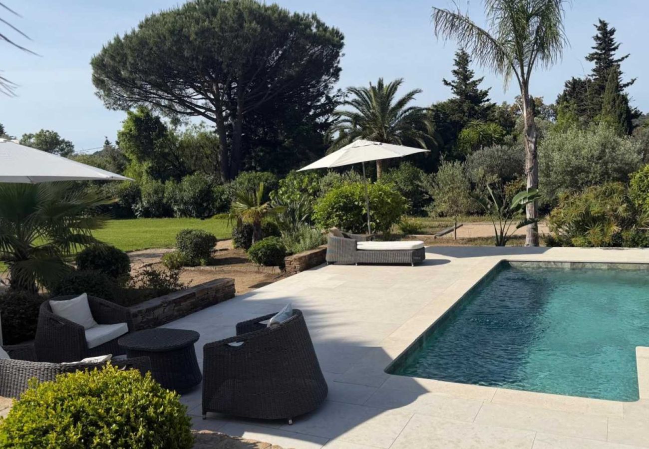 Villa à Saint-Tropez - Villa Fontaine du Pin Saint-Tropez 4-bd