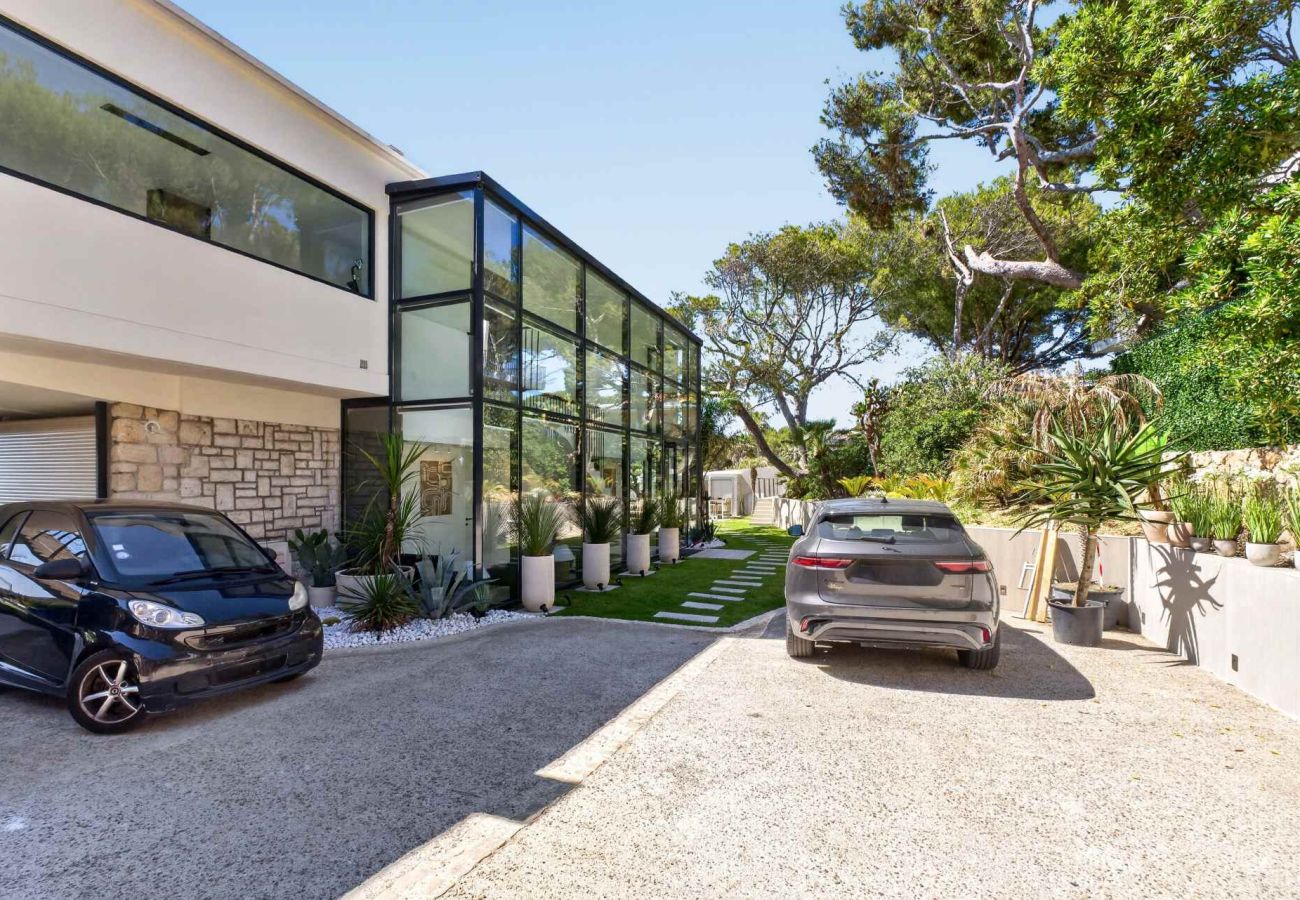Villa à Antibes - Villa Houmoana Cap d'Antibes Côte d'Azur 5-BD