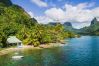 Villa in Papetoai - Beach Villa Cook - Robinson's Cove