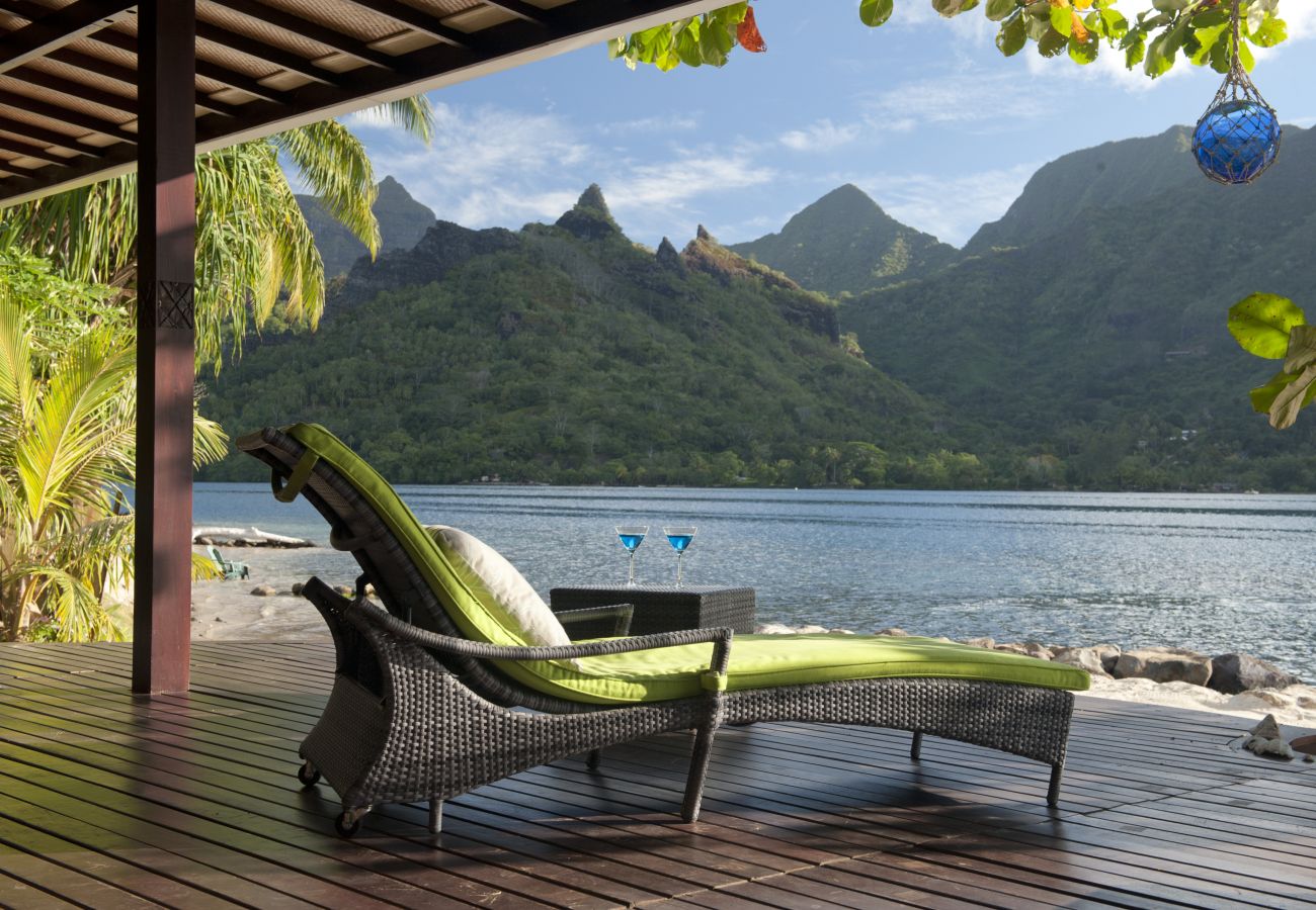 Villa in Papetoai - Beach Villa Wallis - Robinson's Cove