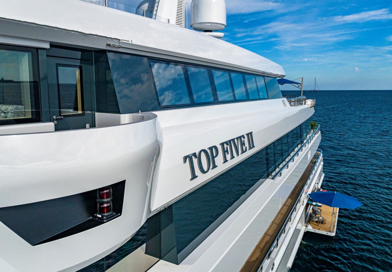 Boat in Saint Barthélemy - YACHT TOP FIVE II  6-BD
