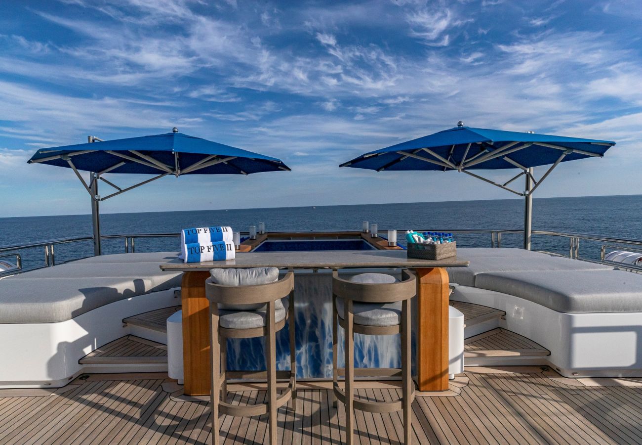 Boat in Saint Barthélemy - YACHT TOP FIVE II  6-BD