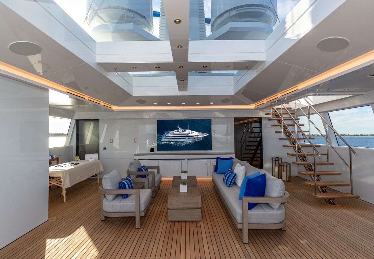 Boat in Saint Barthélemy - YACHT TOP FIVE II  6-BD
