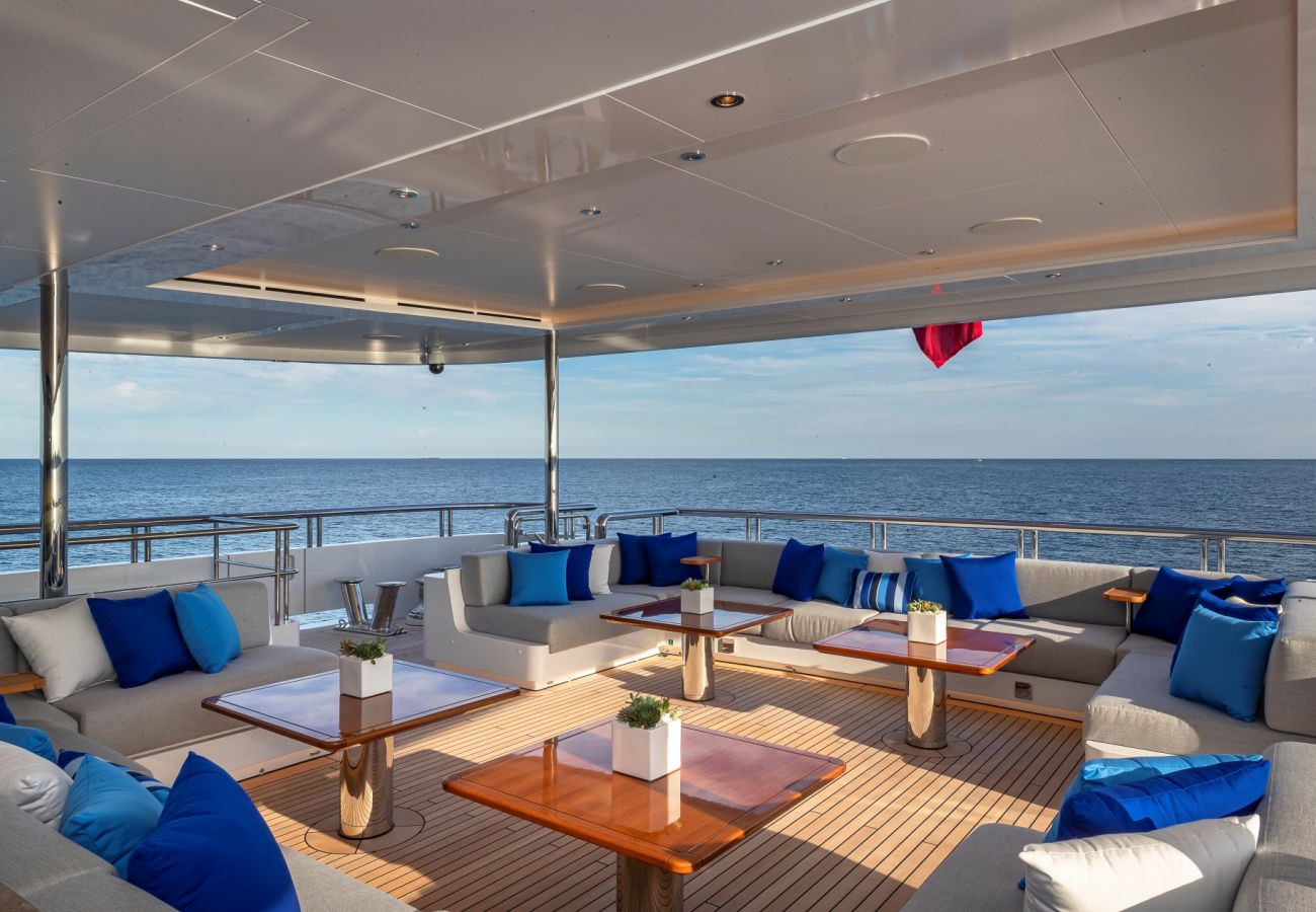 Boat in Saint Barthélemy - YACHT TOP FIVE II  6-BD
