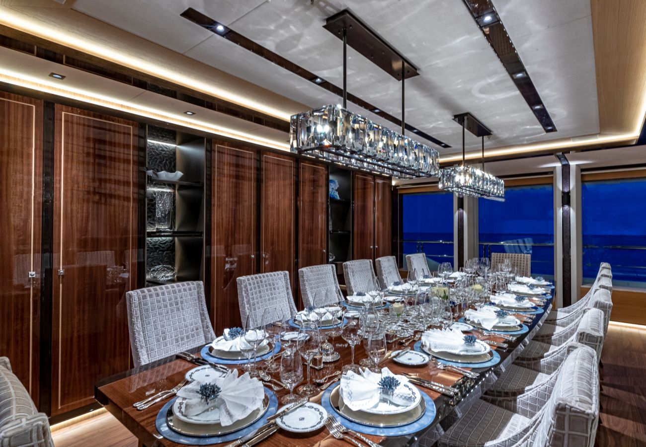 Boat in Saint Barthélemy - YACHT TOP FIVE II  6-BD