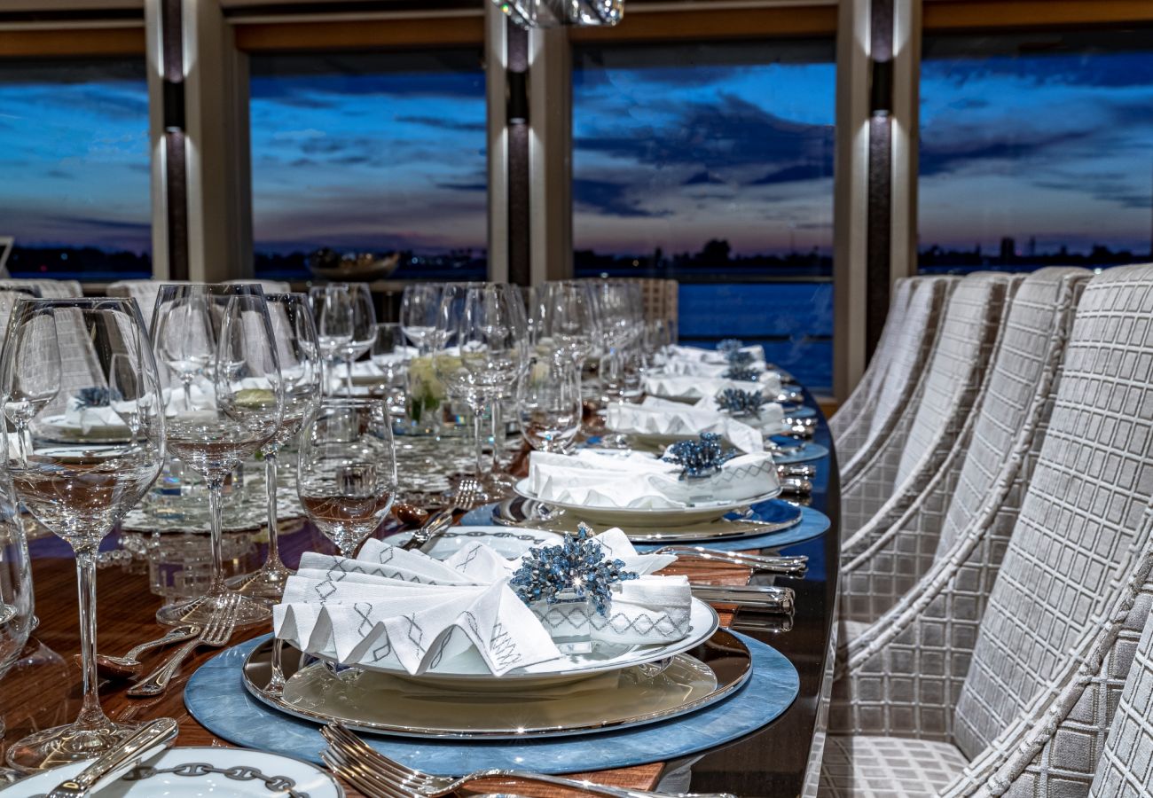 Boat in Saint Barthélemy - YACHT TOP FIVE II  6-BD