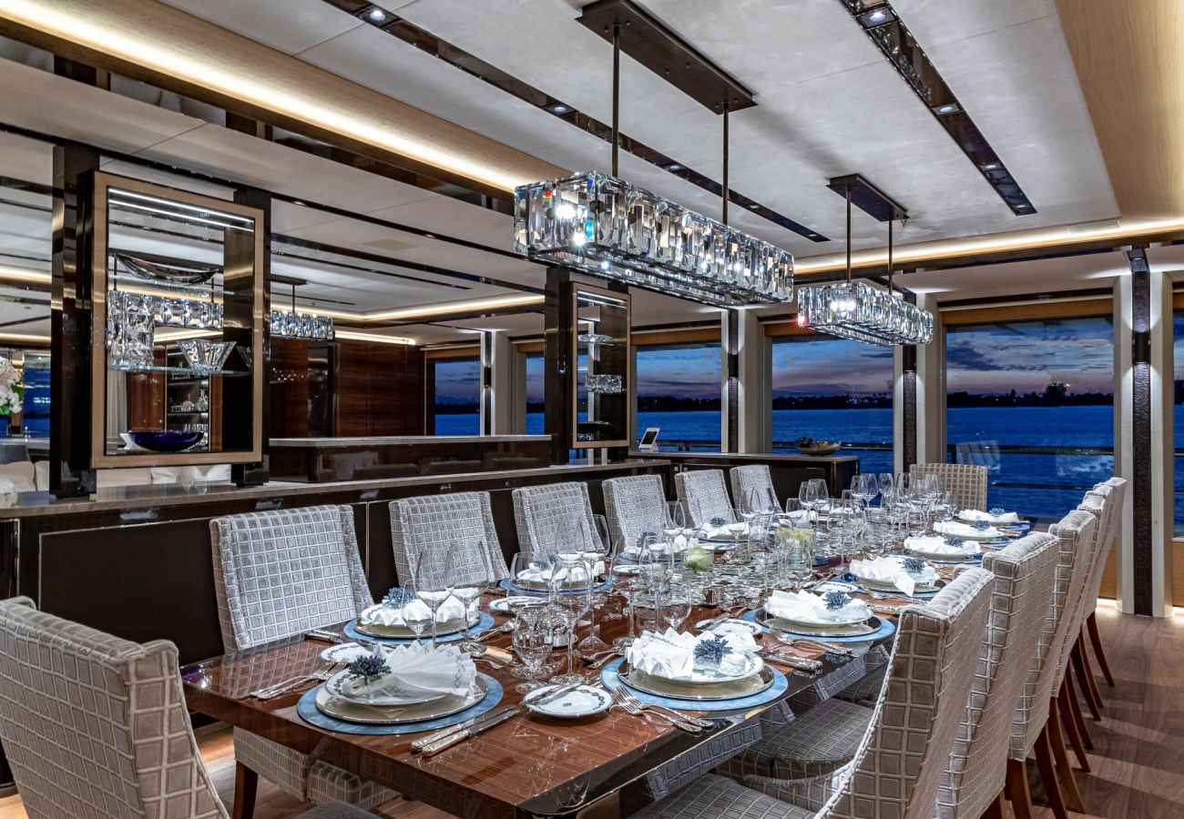 Boat in Saint Barthélemy - YACHT TOP FIVE II  6-BD