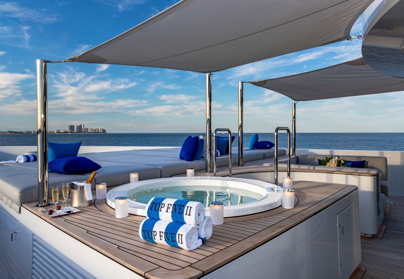 Boat in Saint Barthélemy - YACHT TOP FIVE II  6-BD