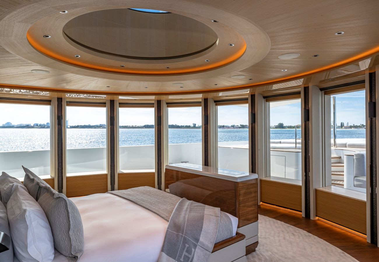 Boat in Saint Barthélemy - YACHT TOP FIVE II  6-BD