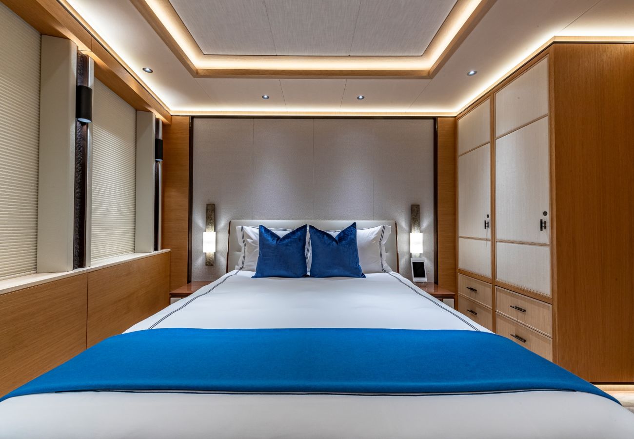 Boat in Saint Barthélemy - YACHT TOP FIVE II  6-BD