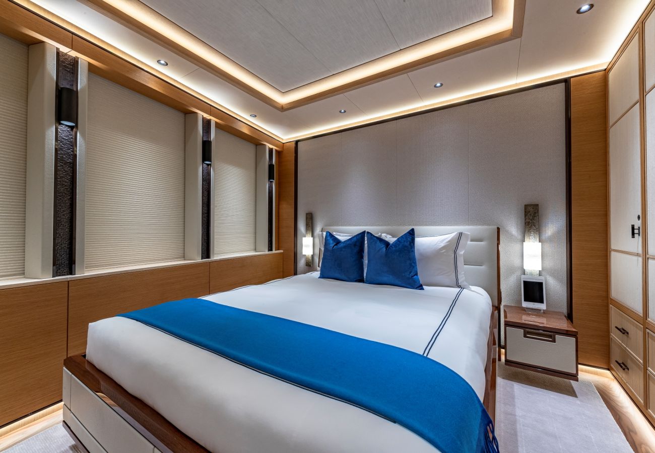 Boat in Saint Barthélemy - YACHT TOP FIVE II  6-BD