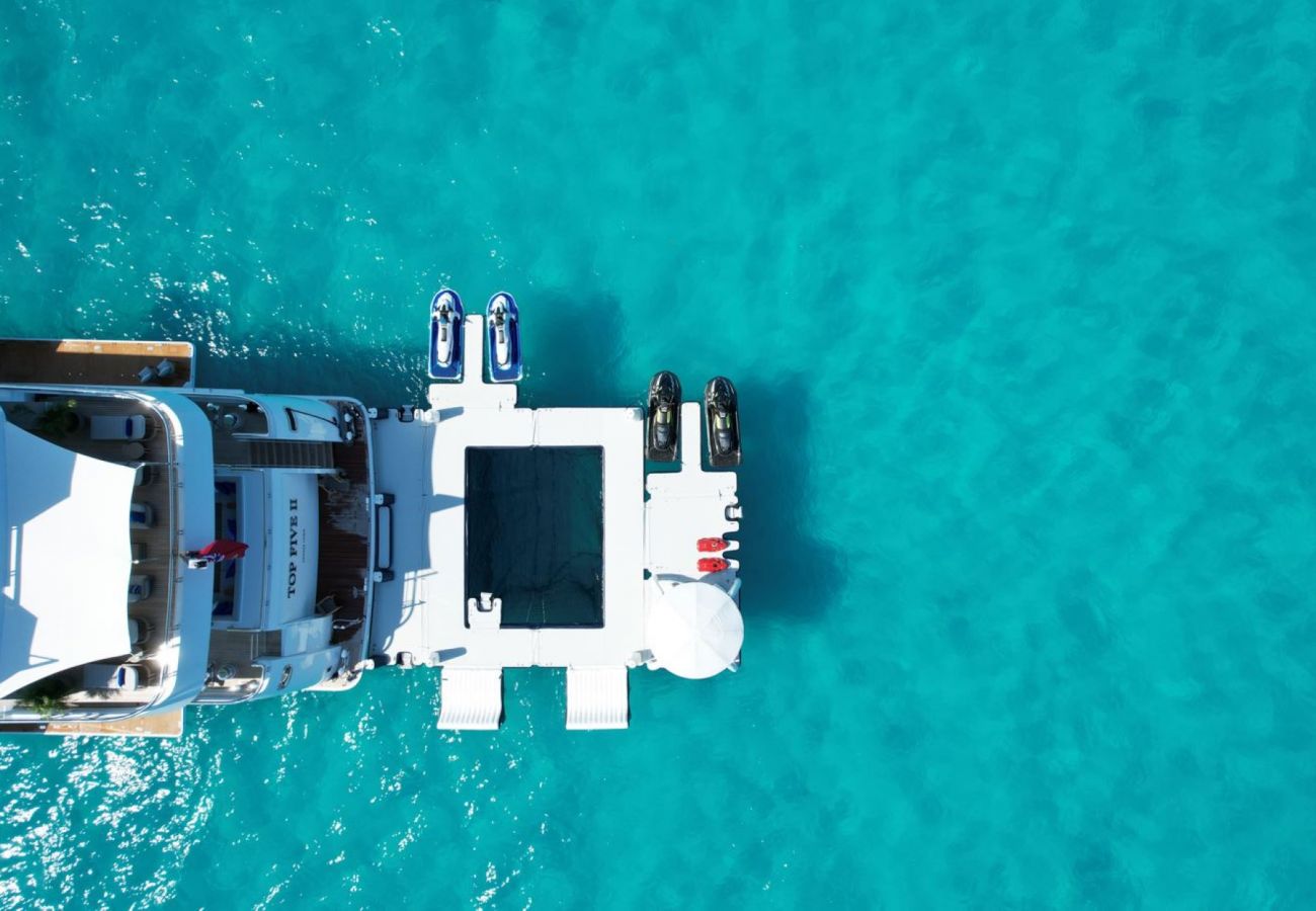 Boat in Saint Barthélemy - YACHT TOP FIVE II  6-BD